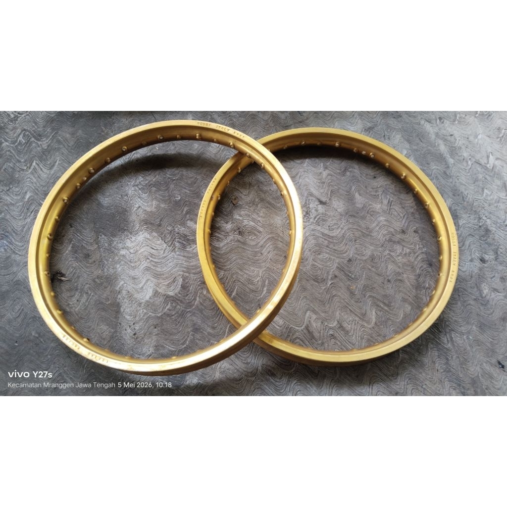 velg ROSSI ITALY 1.40 - 18 Gold