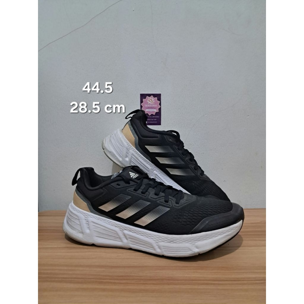sepatu running second size 44.5