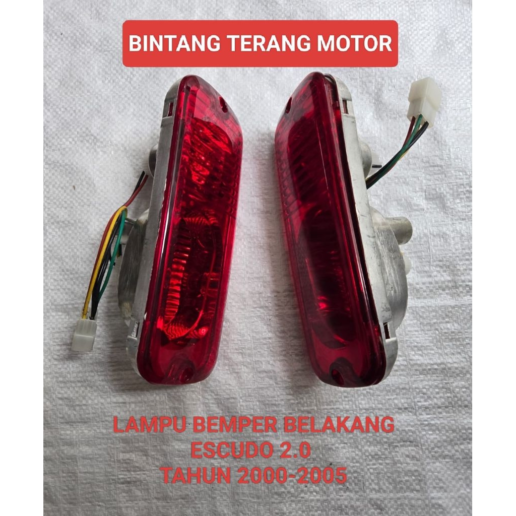 LAMPU BEMPER BELAKANG UNTUK MOBIL ESCUDO 2.0 TAHUN (2000-2005)(SET)