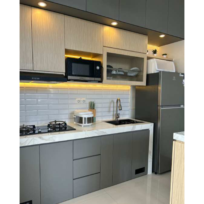 Kitchen Set Custom Minimalis Grey Marble dengan Mini Bar | Sidoarjo
