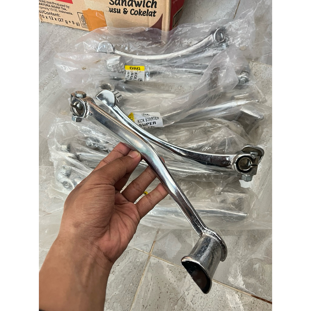 KICKSTATER VESPA PX SERIES BESI/SELAHAN VESPA PX