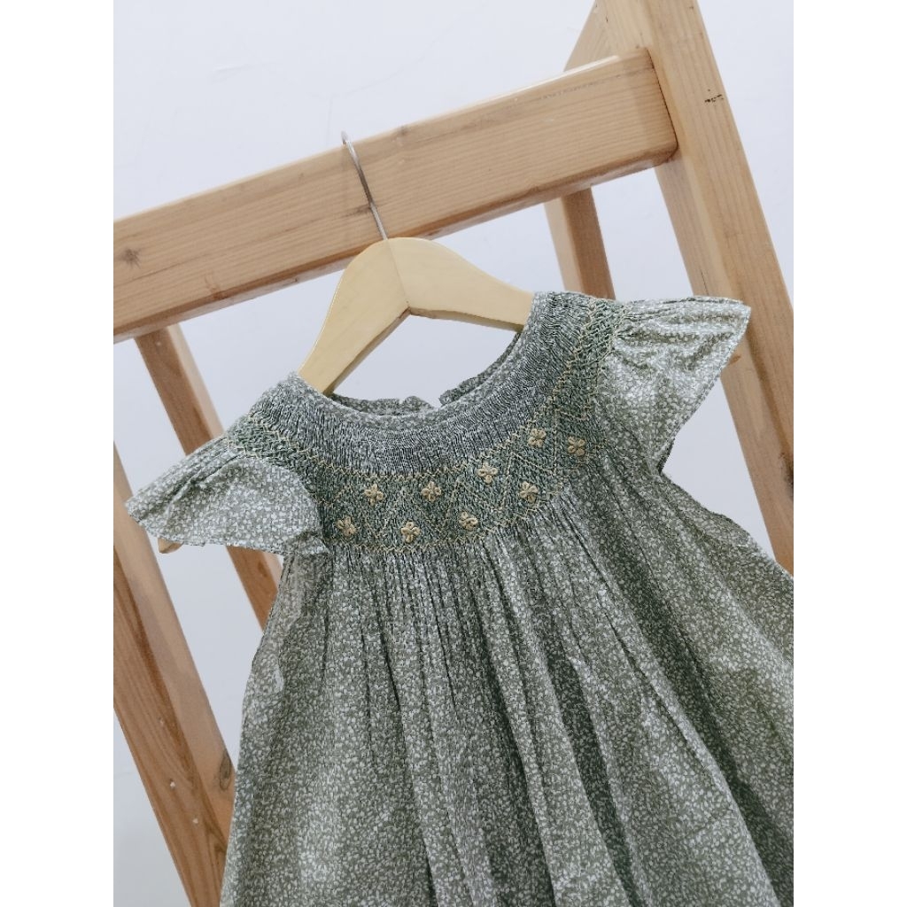 smocked DBB