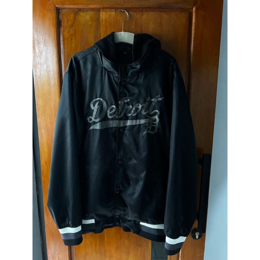 Link CO varsity detroit