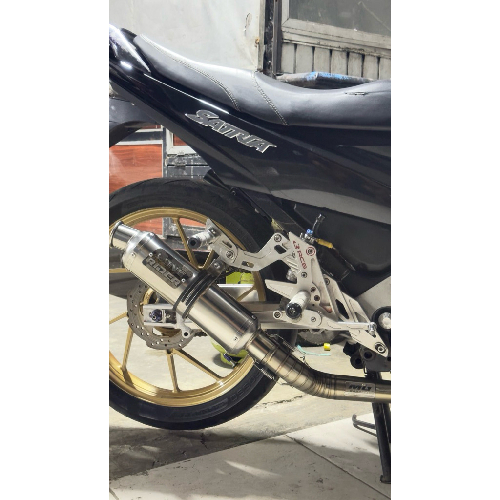 underbone rcb satria fu second