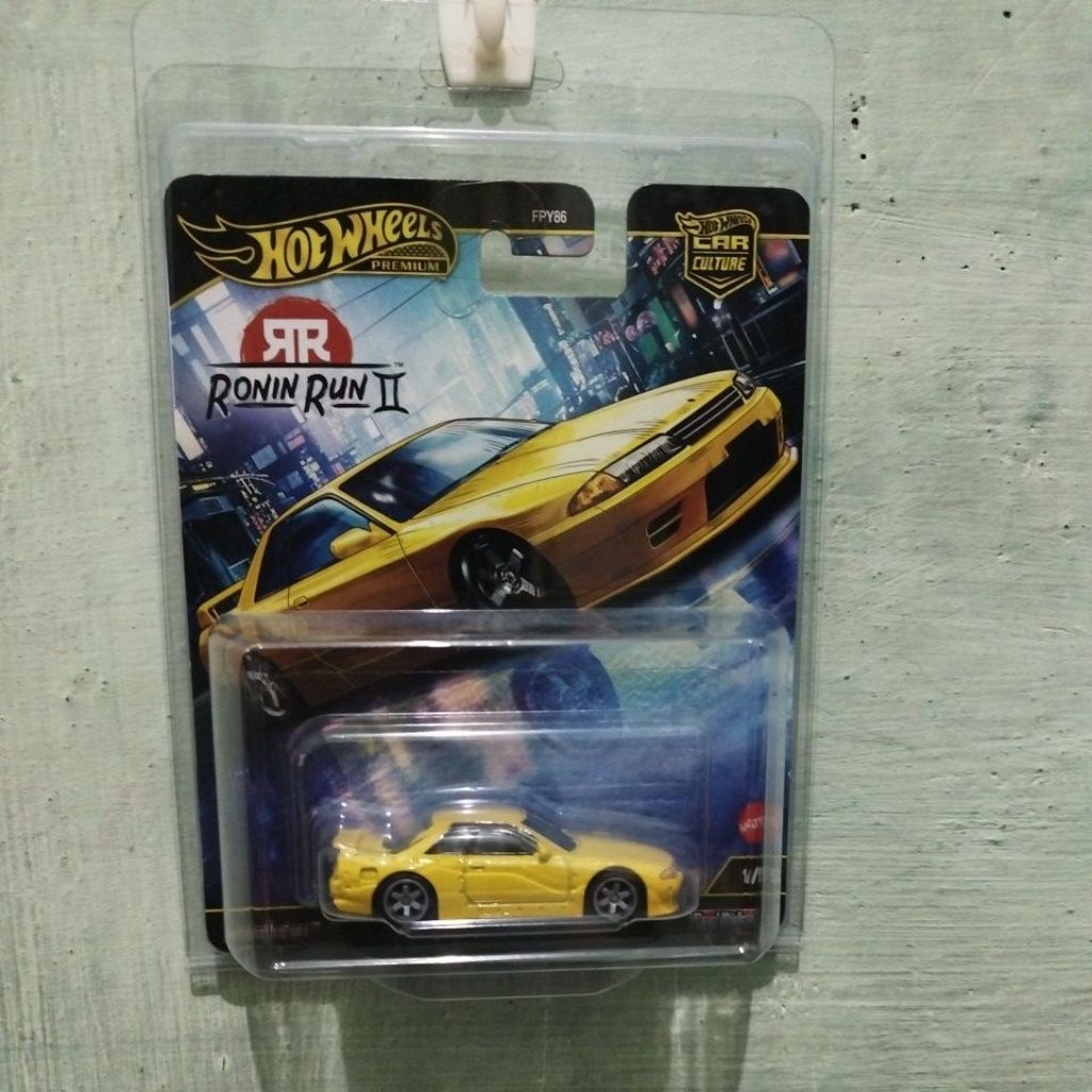 HOTWHEELS R32 PANDEM