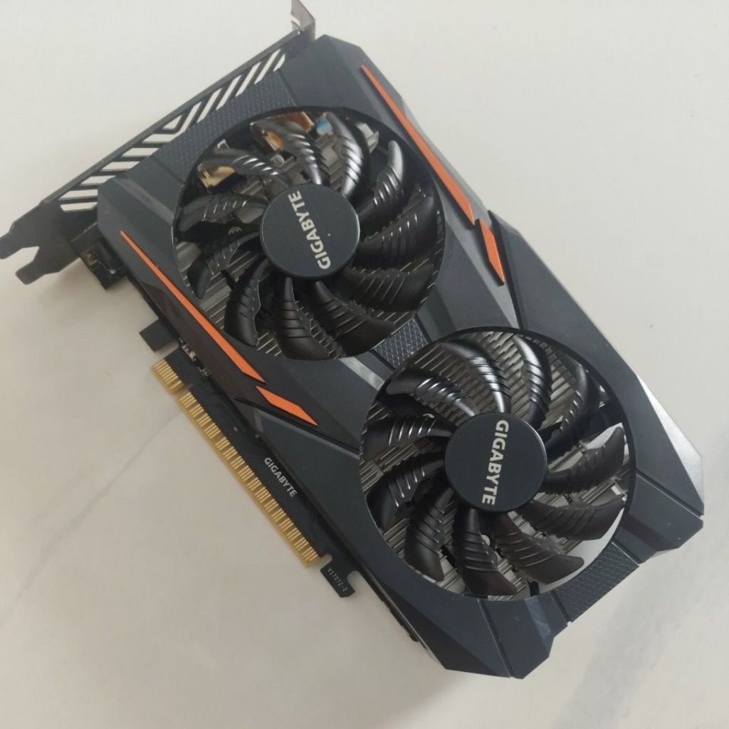 VGA GIGABYTE GTX 1050TI 4GB DDR5 2ND no pin power