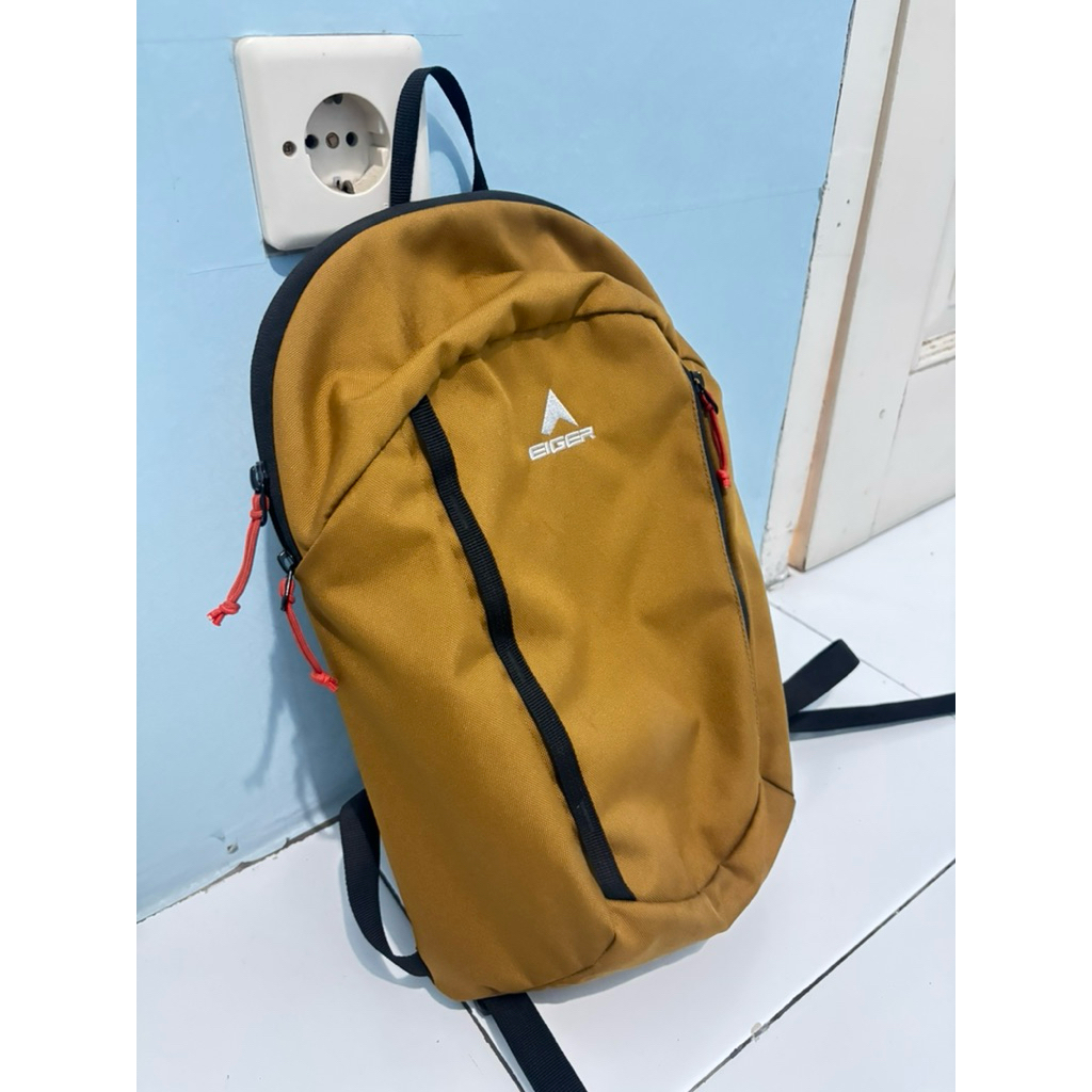 EIGER DAYPACK 10L (second)