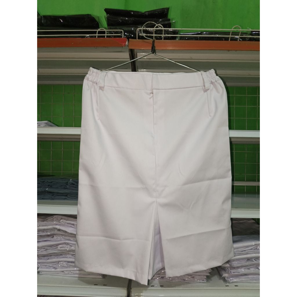 Rok putih pendek/rok sma putih pendek/rok putih pendek rempel belakang/rok kerja putih pendek