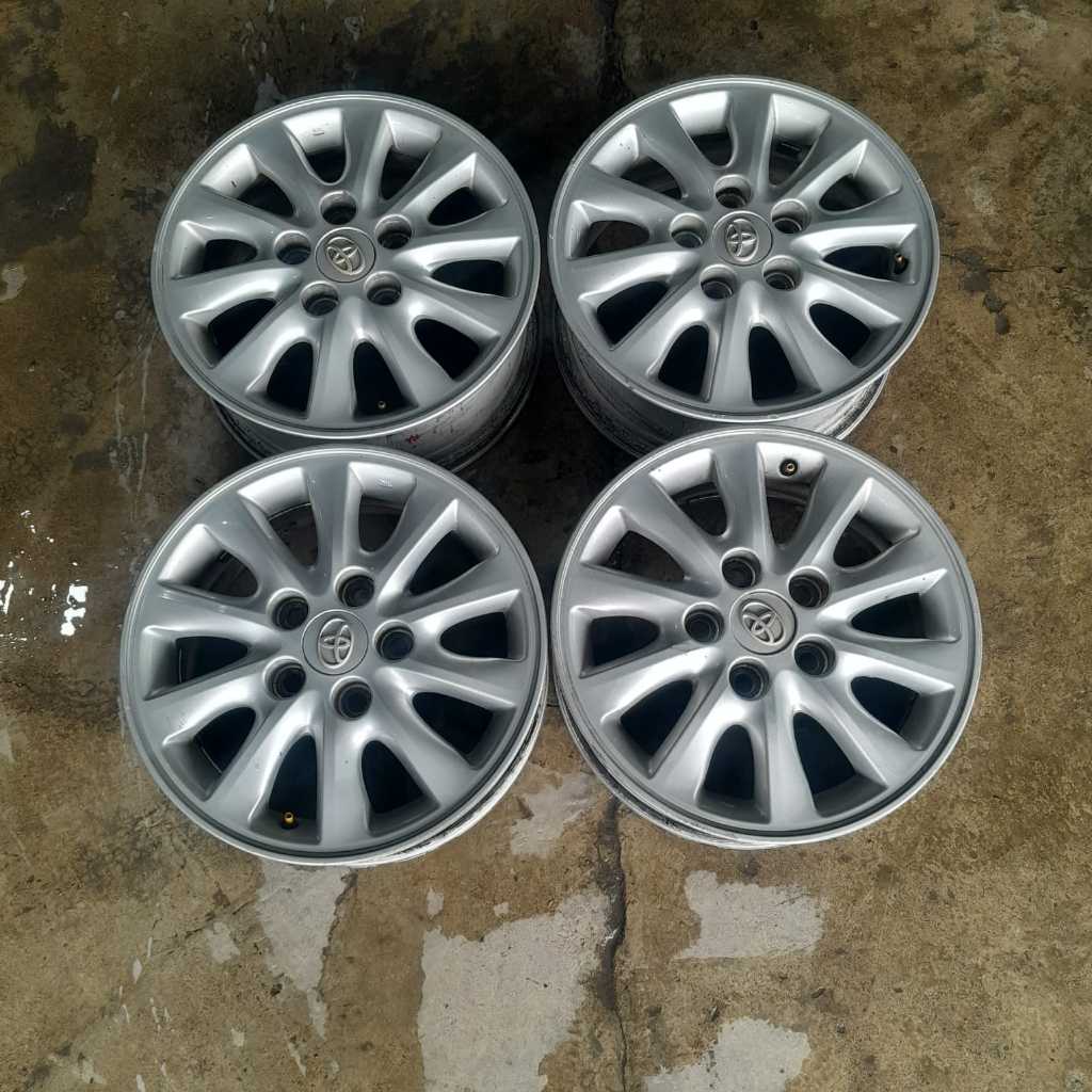Velg Mobil Bekas Std Innova Luxury Ring 15 Lebar 6 et45 Pcd 5x114,3