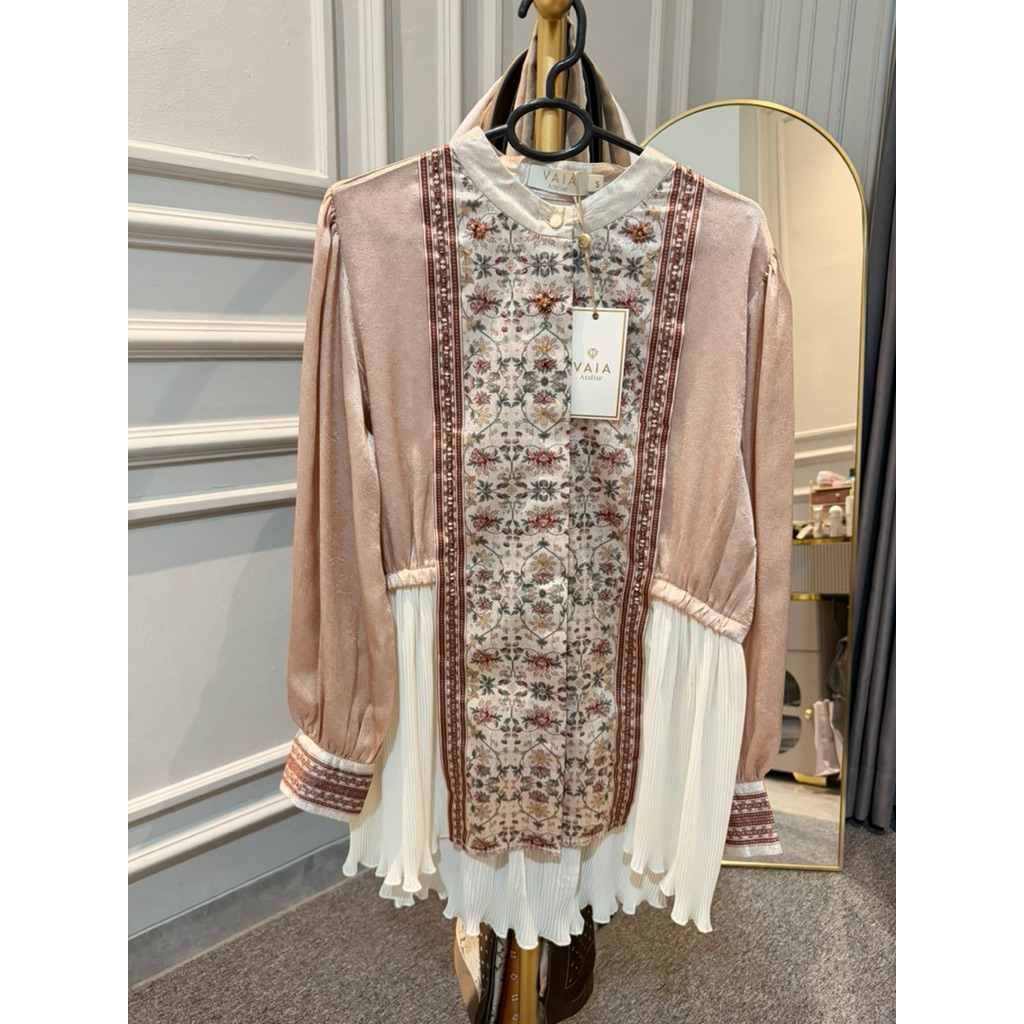 PL VVGC Vaia blouse size S