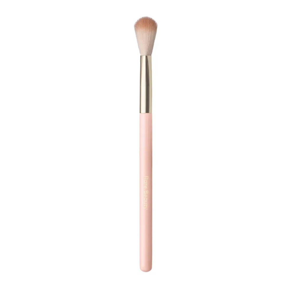 Rare Beauty Positive Light Precision Highlighter Brush