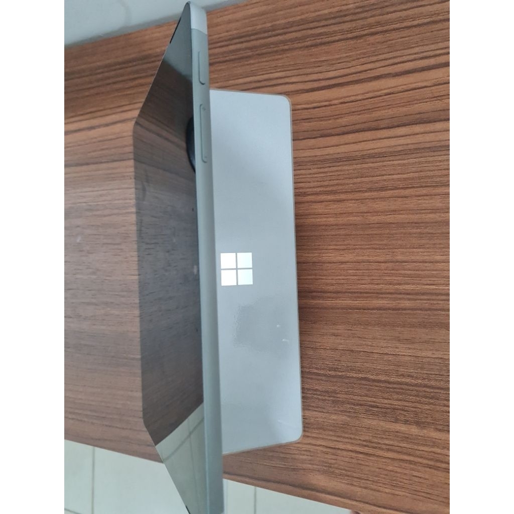 microsoft surface go 2 8/128 intel core m3