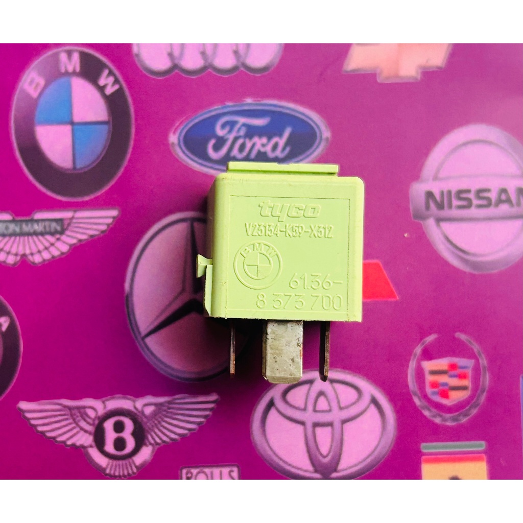 Relay Mobil Warna Hijau BMW Merk Tyco 12V 4 Kaki Part No.  V23134-K59-X312 61368373700 ( ORI / ASLI 