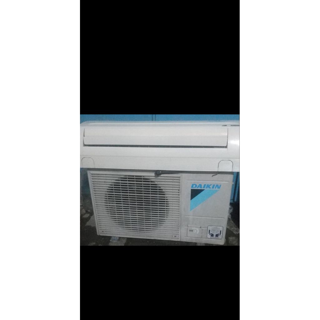 AC Daikin 1/2 PK Second