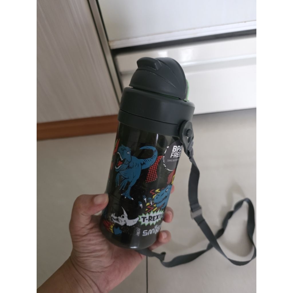 botol minum smiggle ori preloved