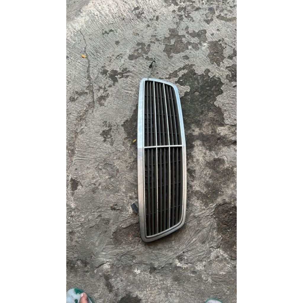 ‎Tambah keterangan... grill original mercy w203 sport