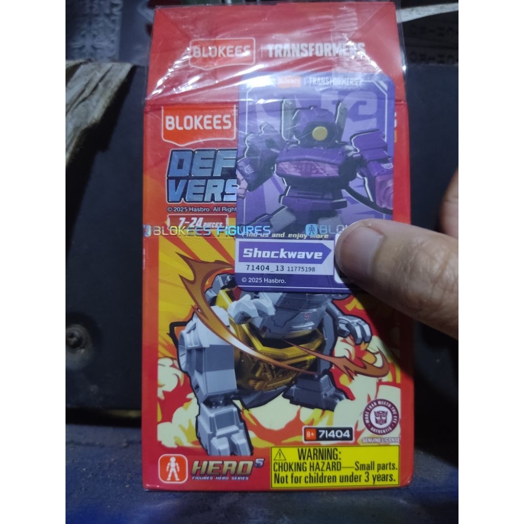 transformers DV 05 Shockwave