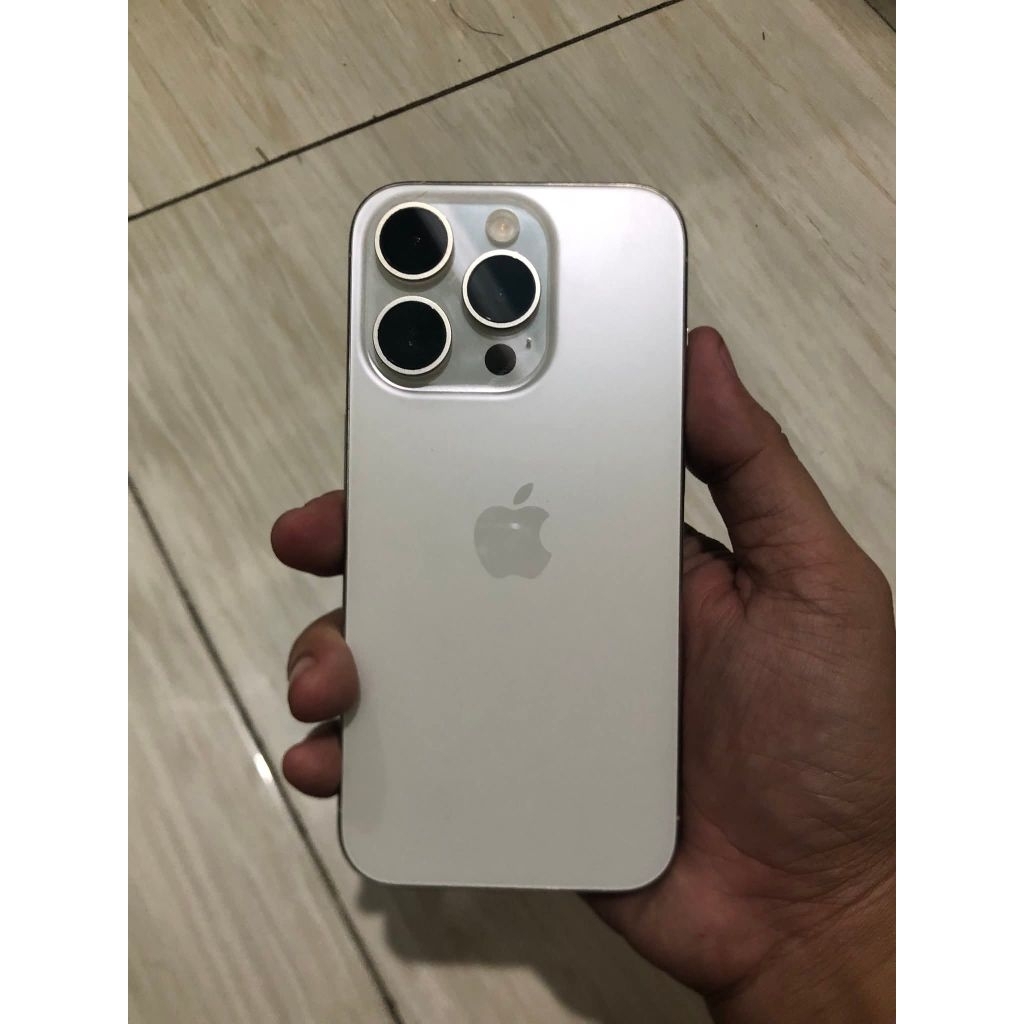 IPHONE 15 PRO ex IBOX Lock Icloud