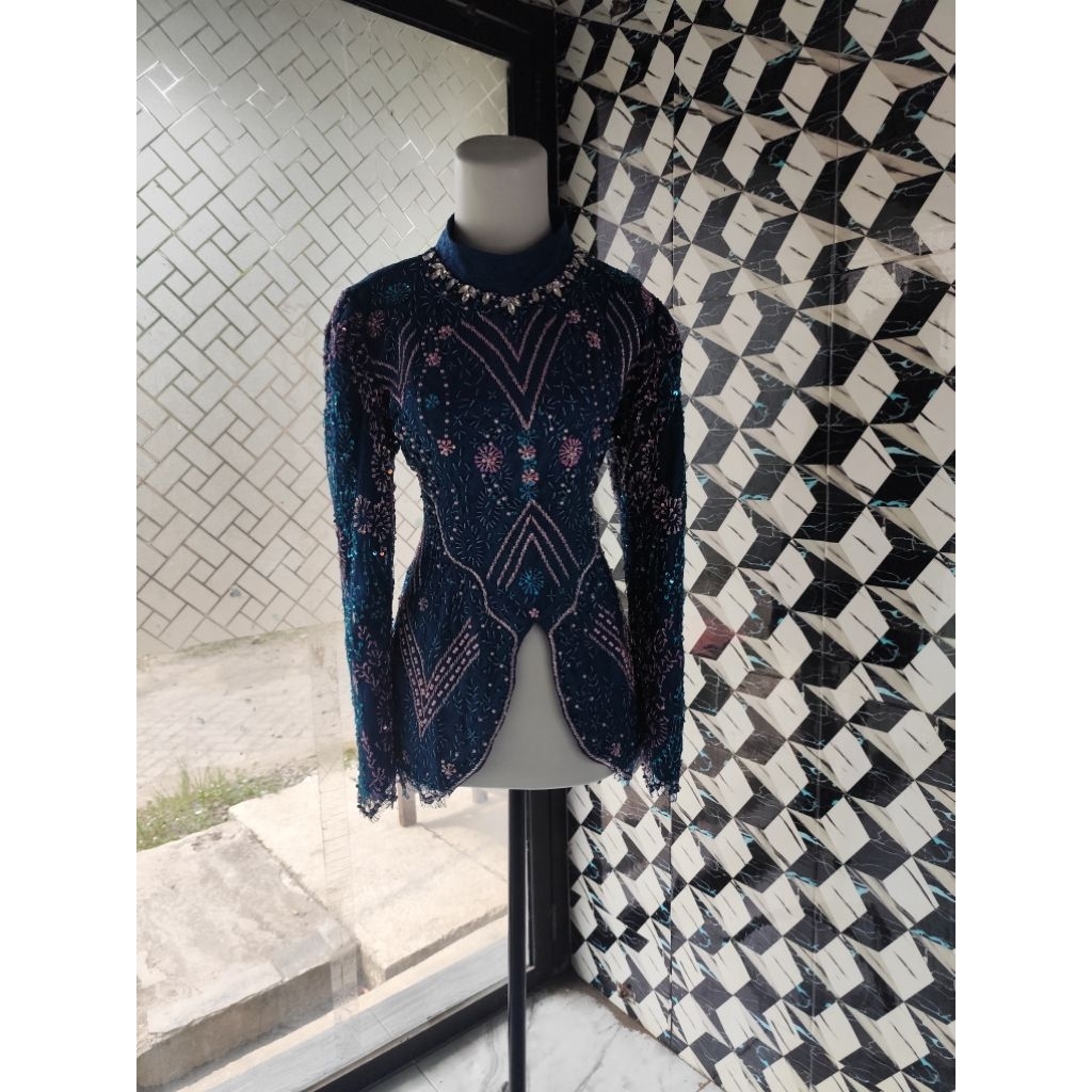 Kebaya Modern Warna Emerald Blue