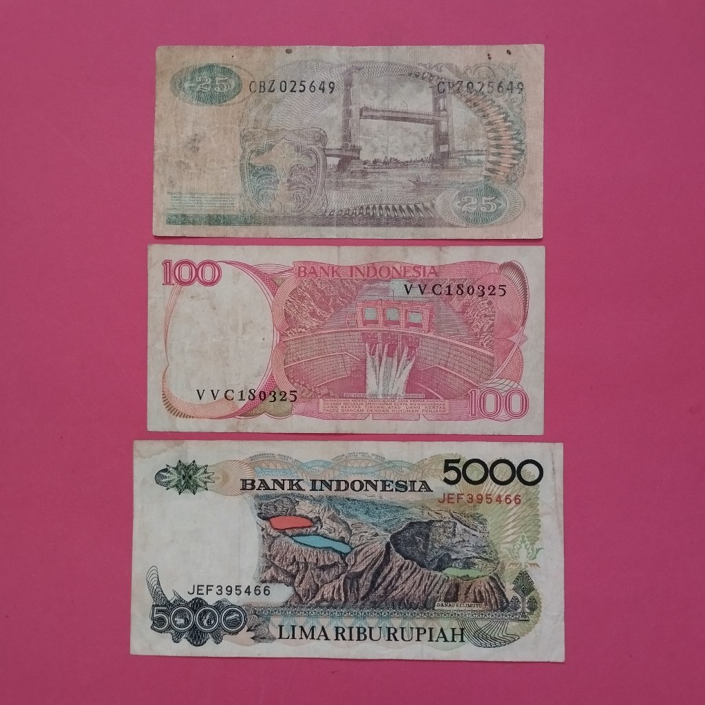 Uang Kuno Kertas Rp 25, Rp 100 Dan Rp 5000 UK 038