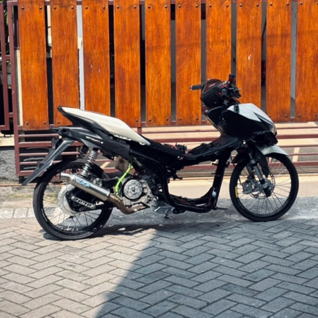 MOUNTING MG AEROX