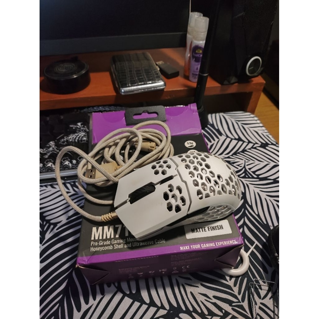 mouse cooler master mm710, sensor pmw 3389