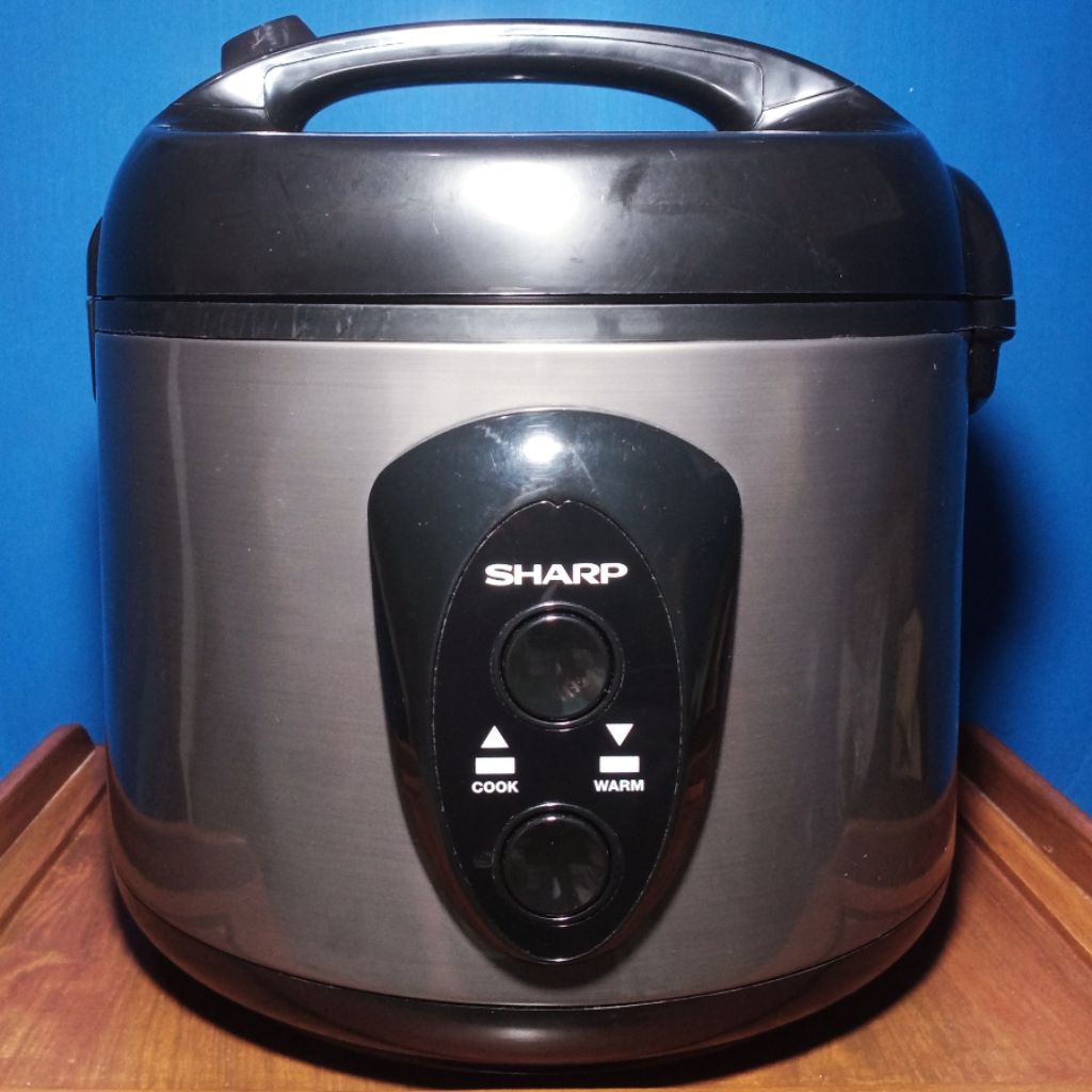 SHARP Rice Cooker 1.8 Liter KS-N18MG-RD/SL # preloved bekas second pl used ex like new peralatan mes