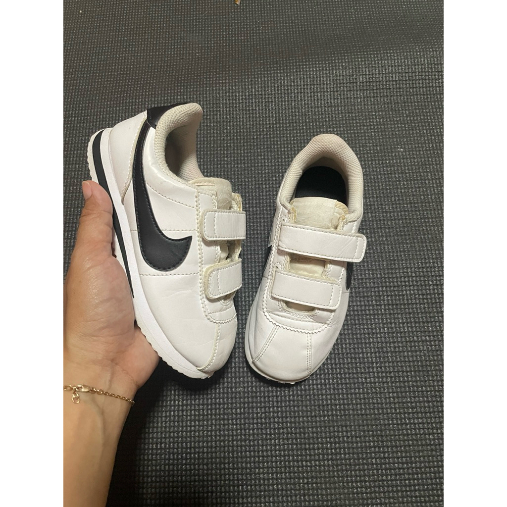Sepatu Nike Cortes size 29,5 insole 18cm