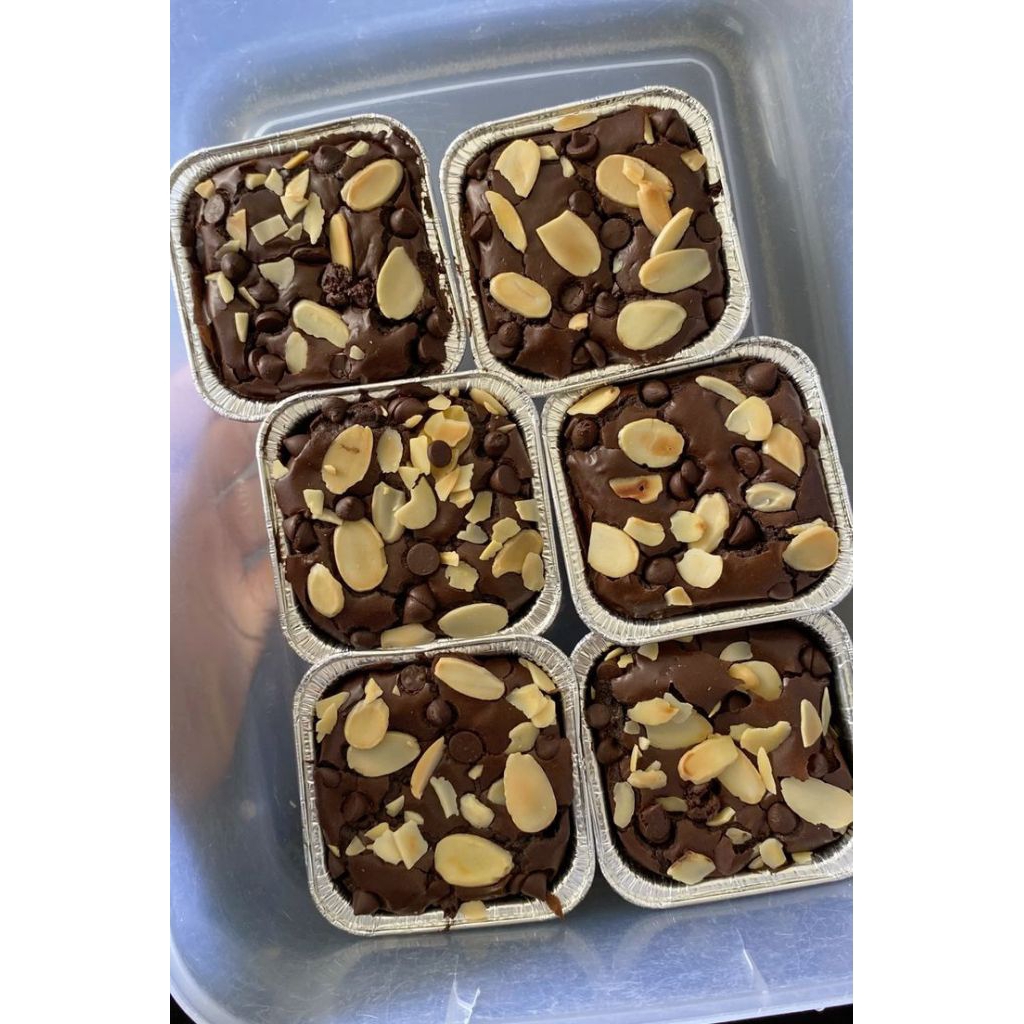 MINI FUDGY BROWNIES