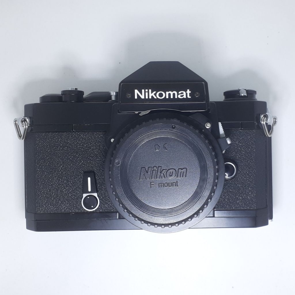 Kamera film analog Nikomat