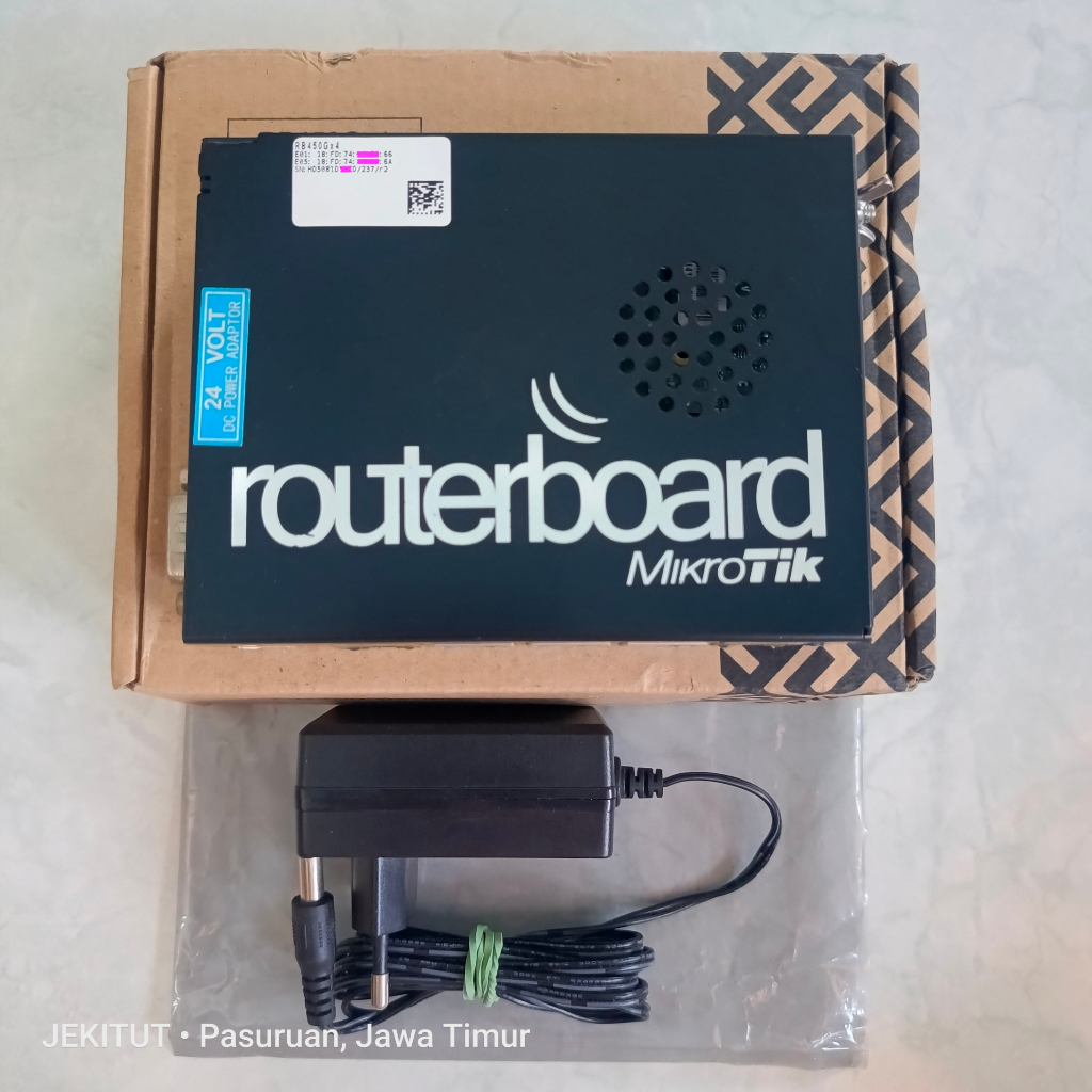 MikroTik RB450Gx4 • MikroTik Gx4 •