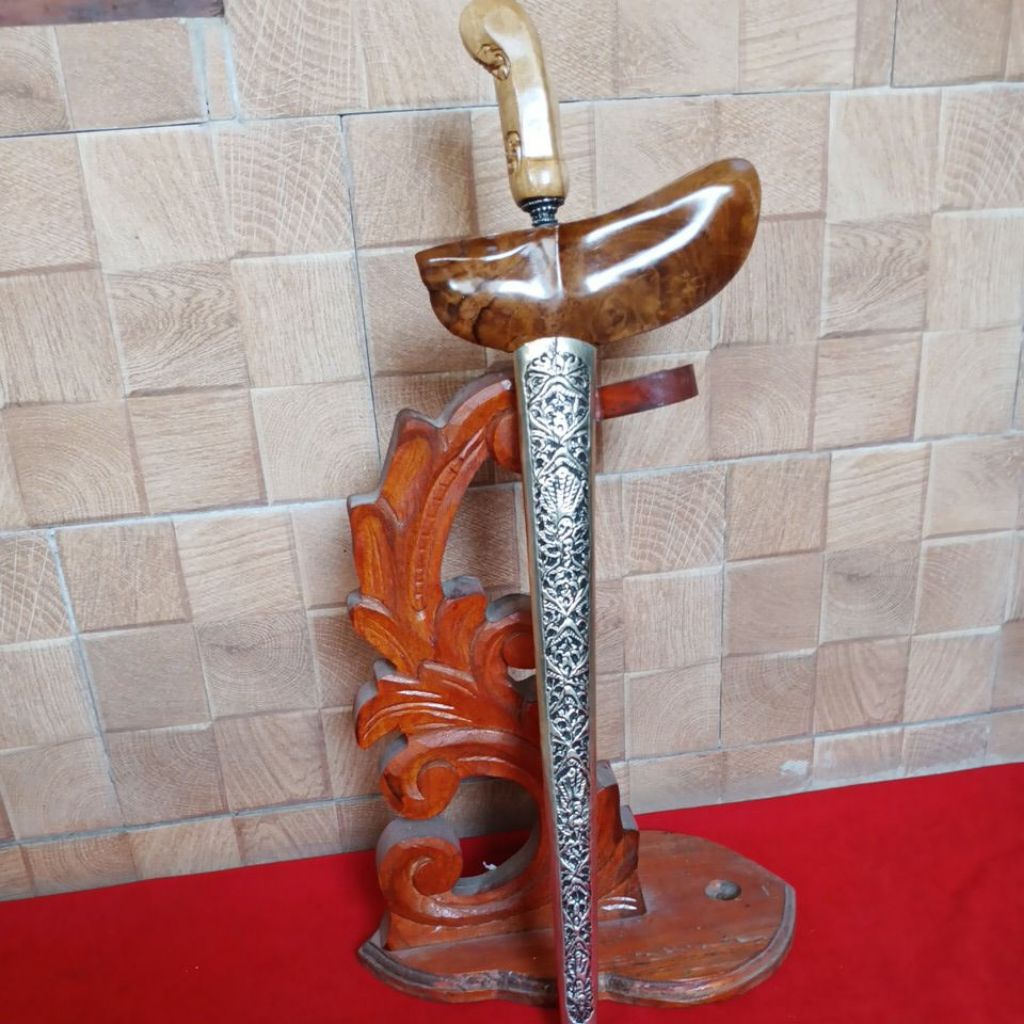 Keris Singo Barong Garapan Halus Luk 5 Gonjo Wilut Pamor Melati Rinonce