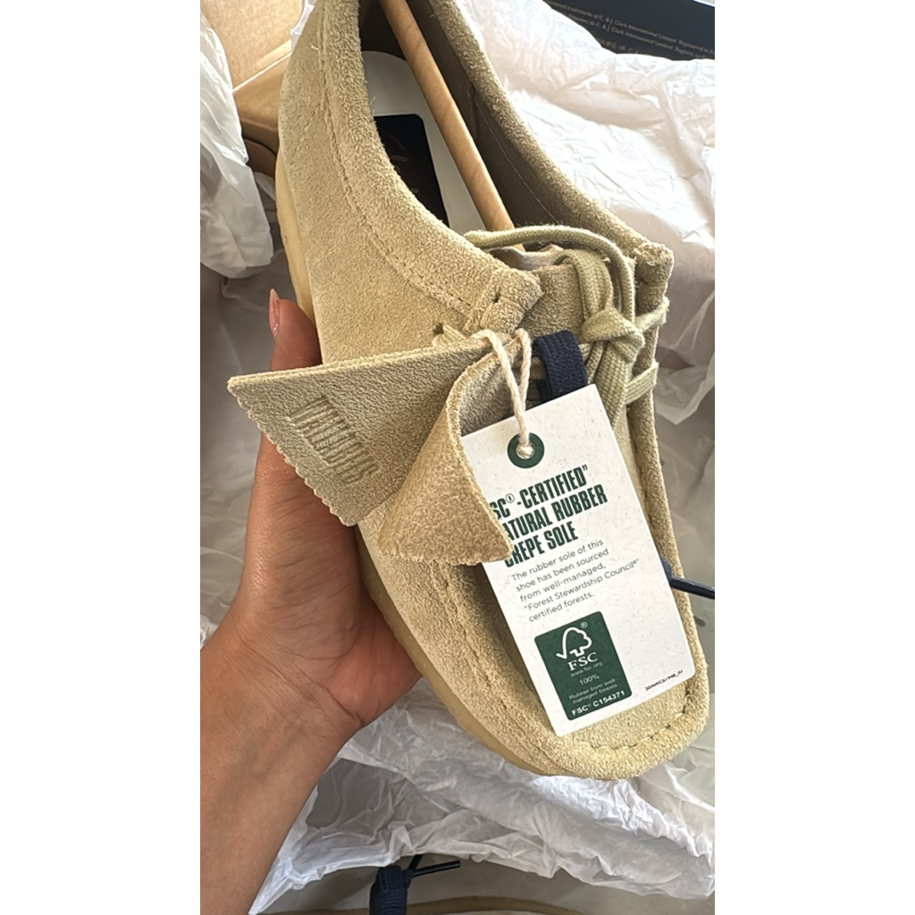 clarks wallabee