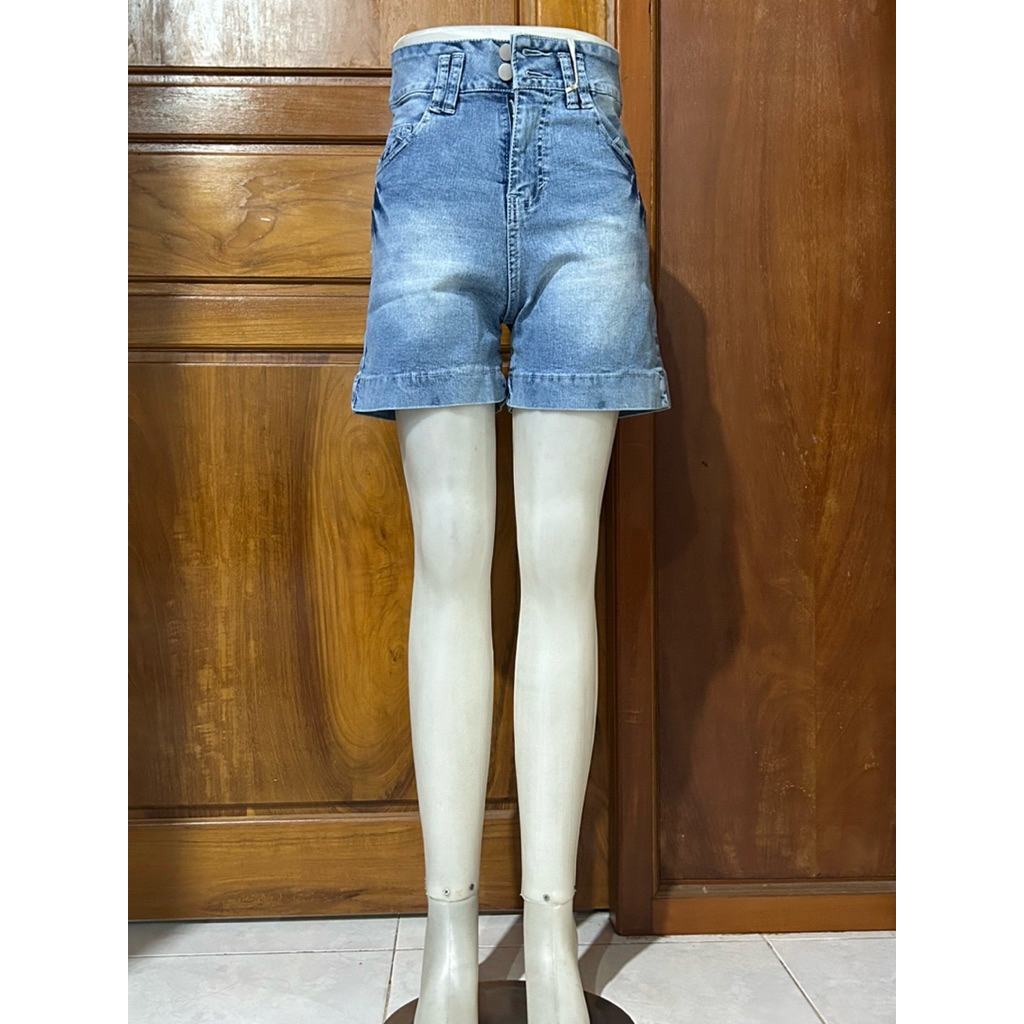 Celana Pendek Wanita Hotpants Martin, Bahan Jeans Stretch