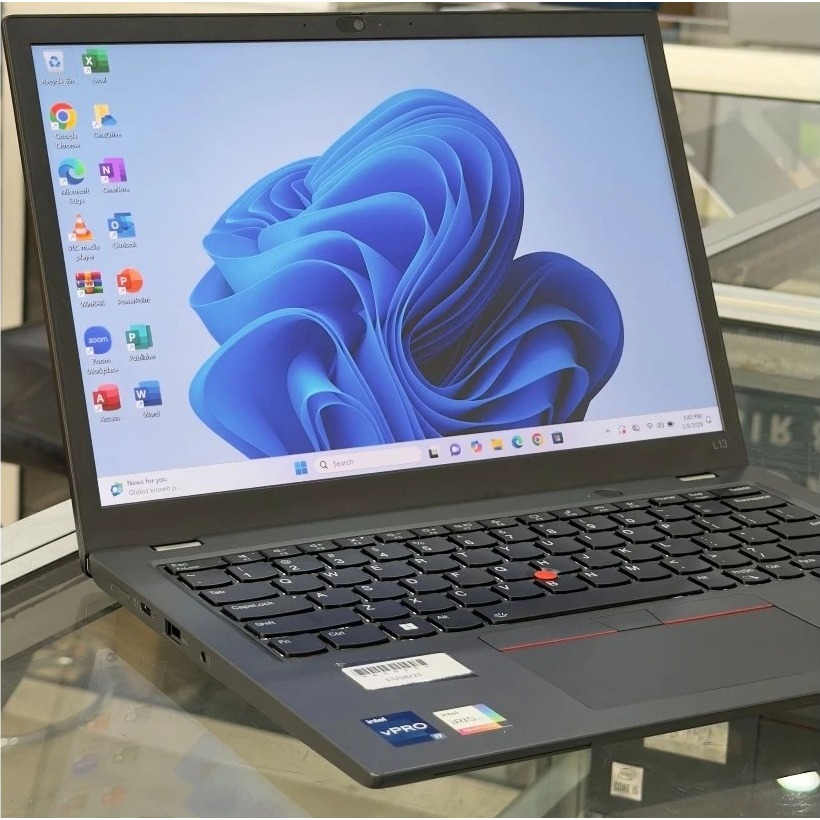 LAPTOP LENOVO YOGA L13 GEN 3 I INTEL CORE I5 GEN 12 16GB 512GB TOUCHCREEN BERGARANSI