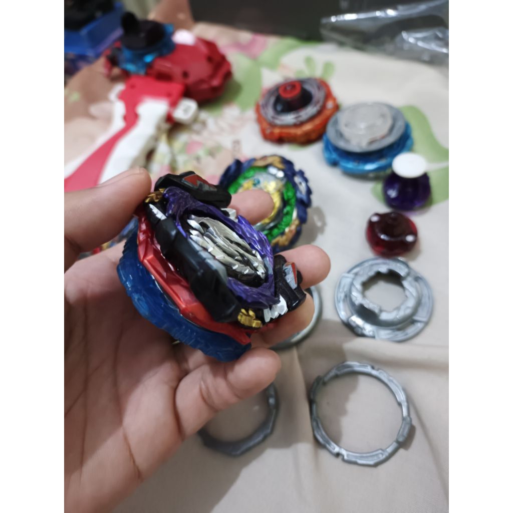beyblade burst combo belial phoenix original takara tommy