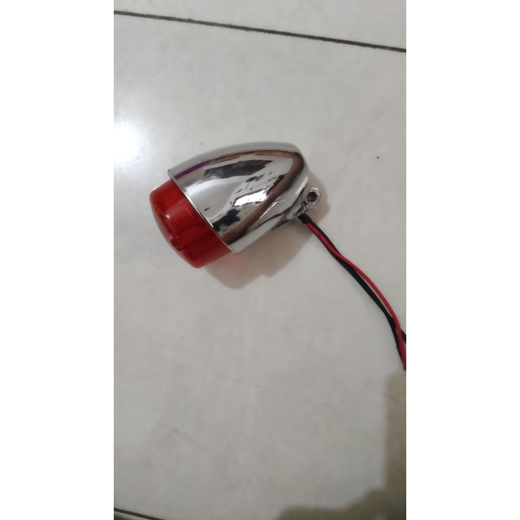 Lampu Stopan belakang bekas normal baik , untuk motor CB, Custom, DLL .