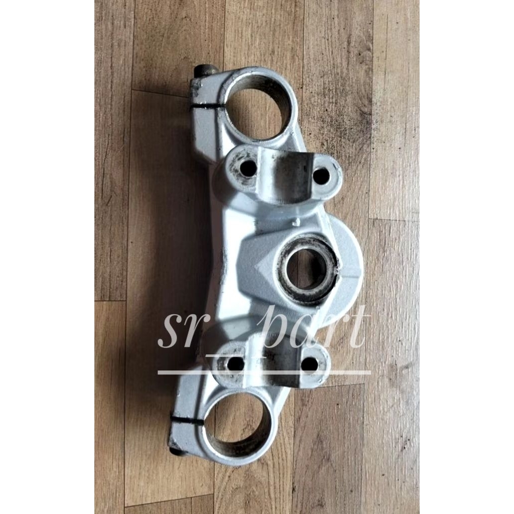 t segitiga atas original vixion new