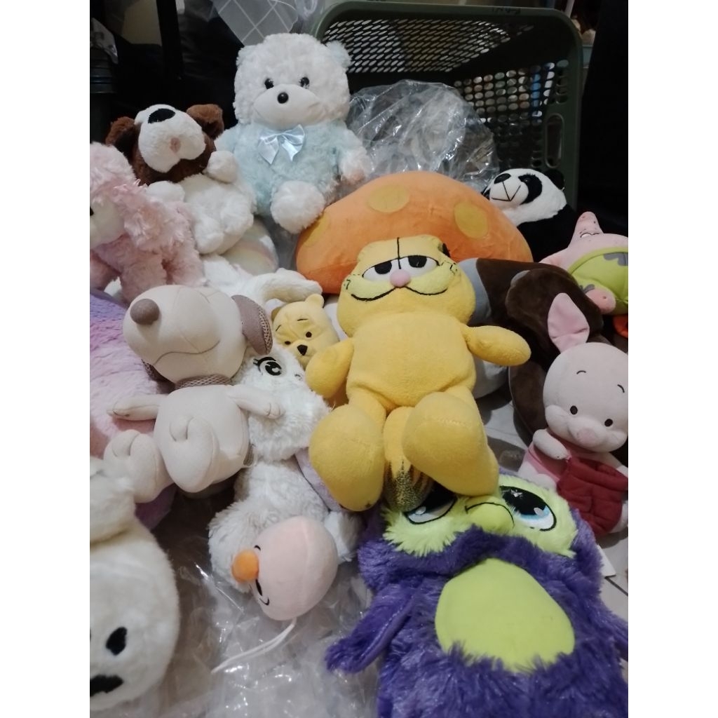 Boneka Impor