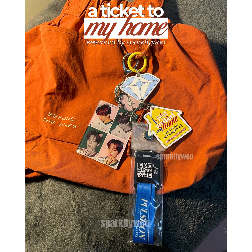 a Ticket to My Home Keychain - TREASURE gantungan kunci pelindung tiket konser