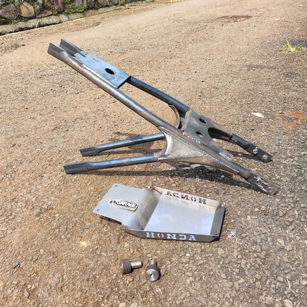 Sambungan rangka body Cb 100 SET RUMAH AKI WADAH AKI Cb 125 Rangka belakang cb100 cb125 frame buntut