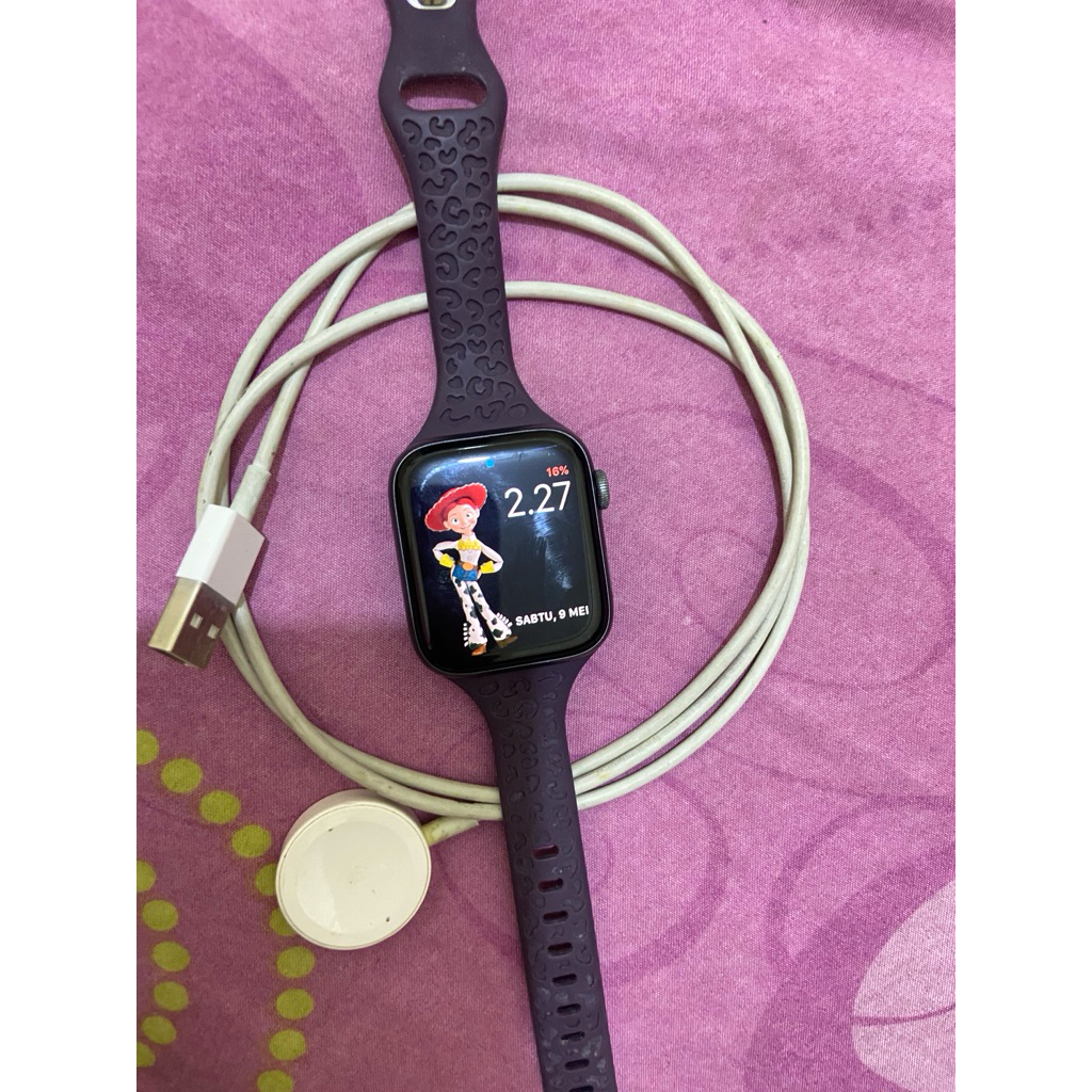 preloved apple watch inter 44mm