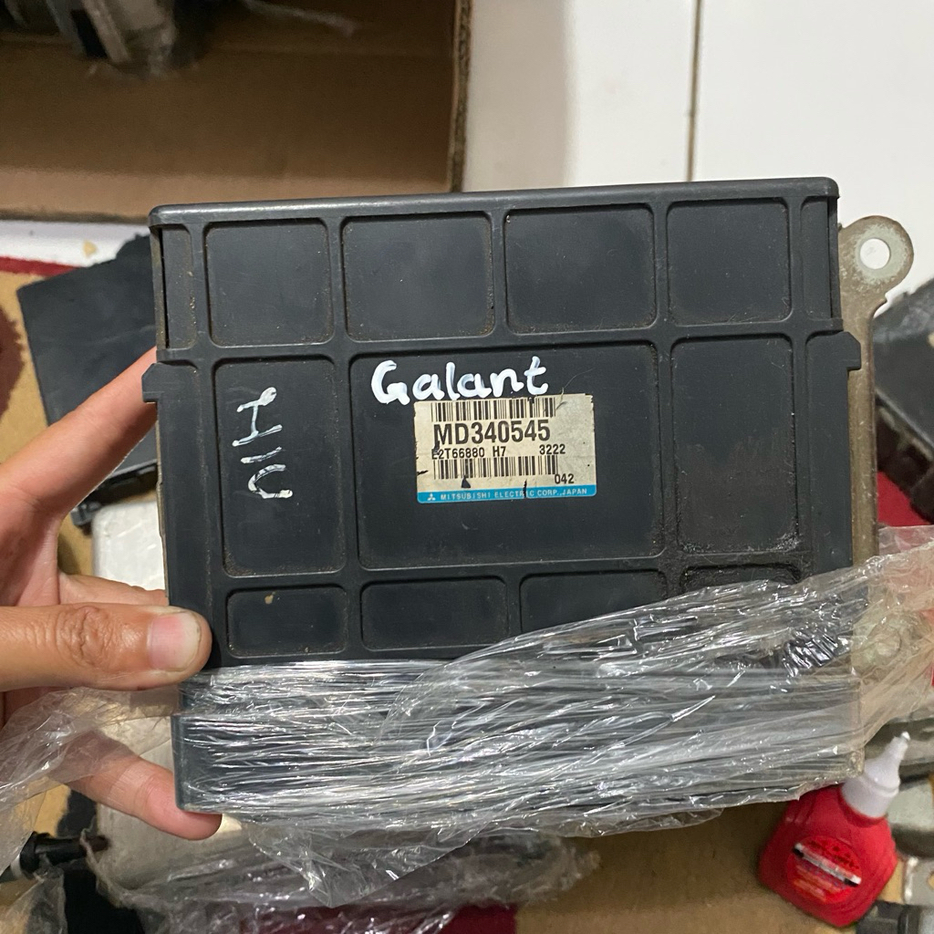 ecu galant hiu mitsubishi MD340545 copotan mobil original