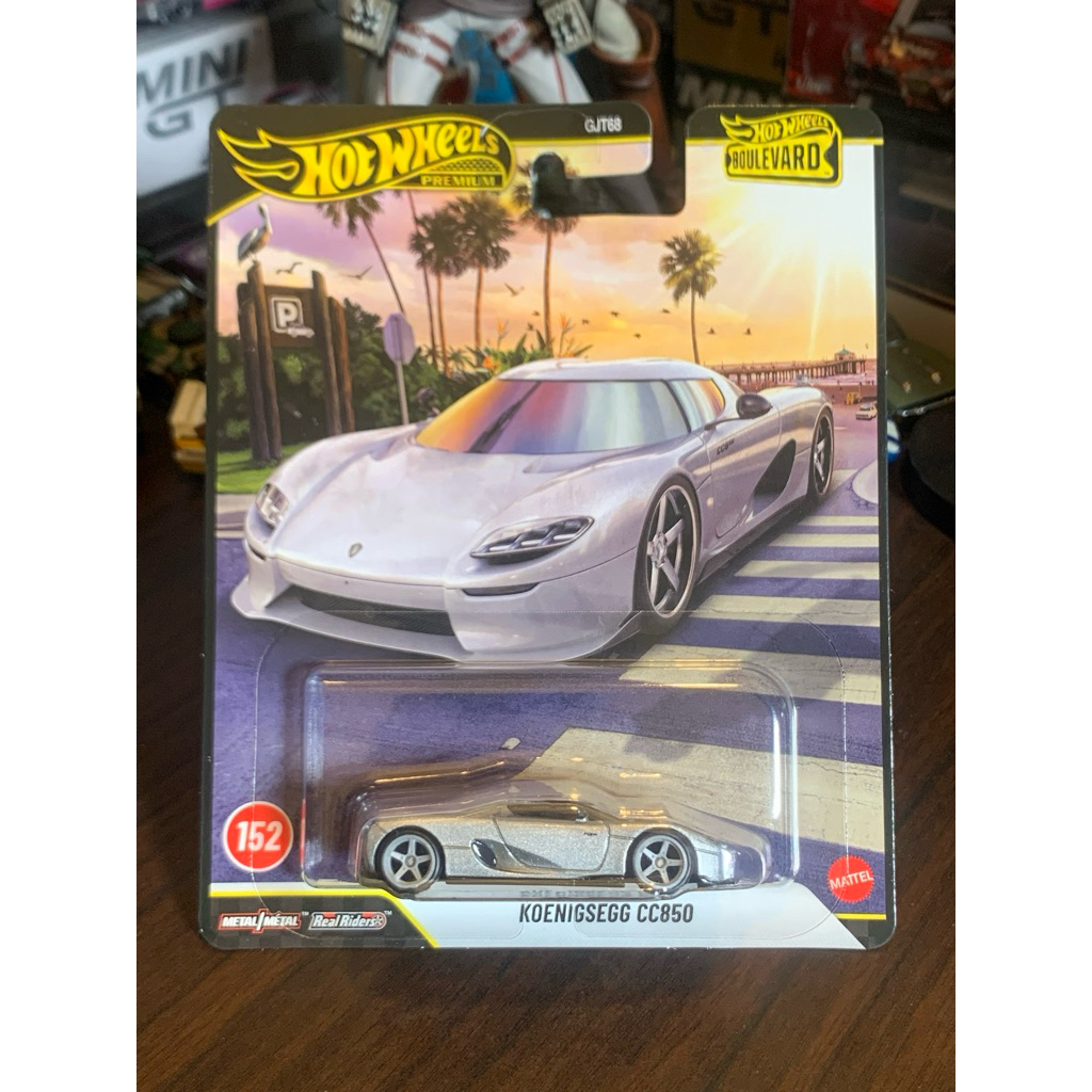 Hot Wheels Premium Boulevard KOENIGSEGG CC850