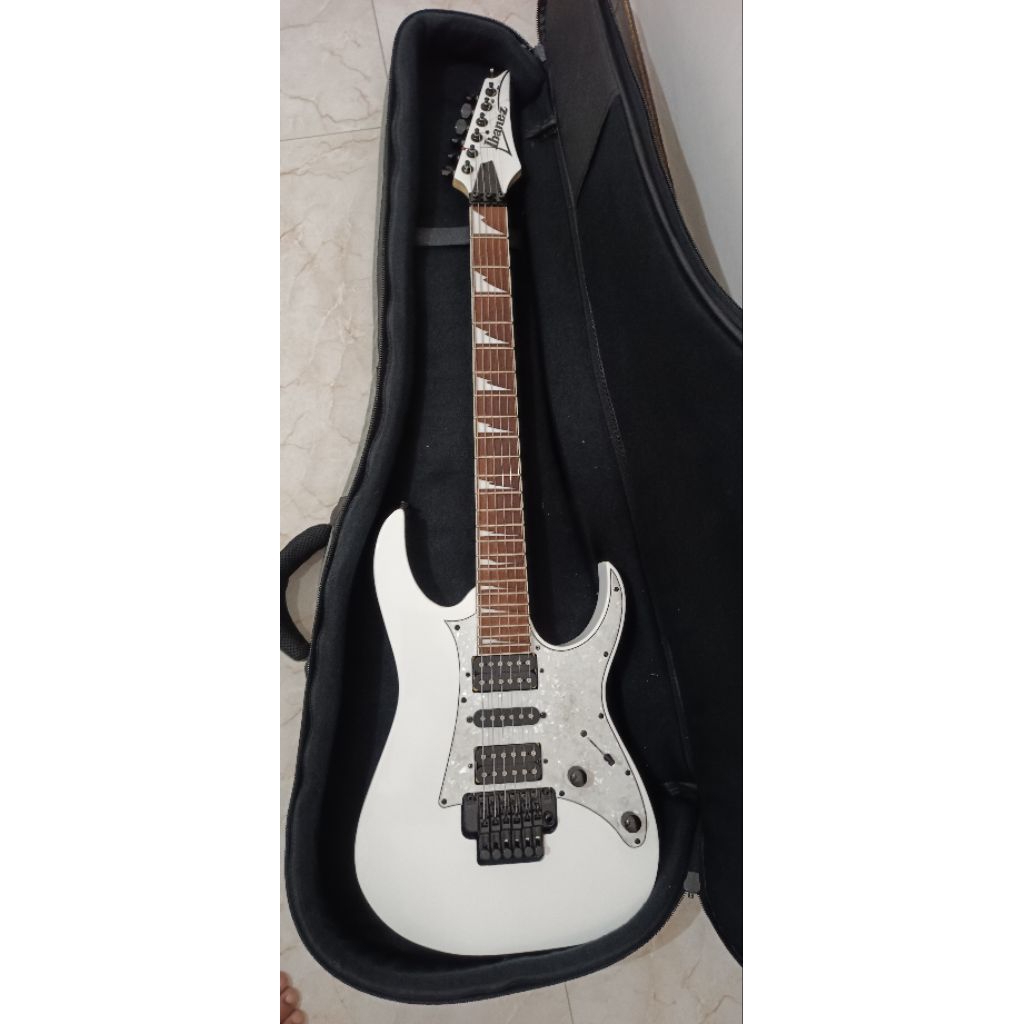 IBANEZ RG450DXB