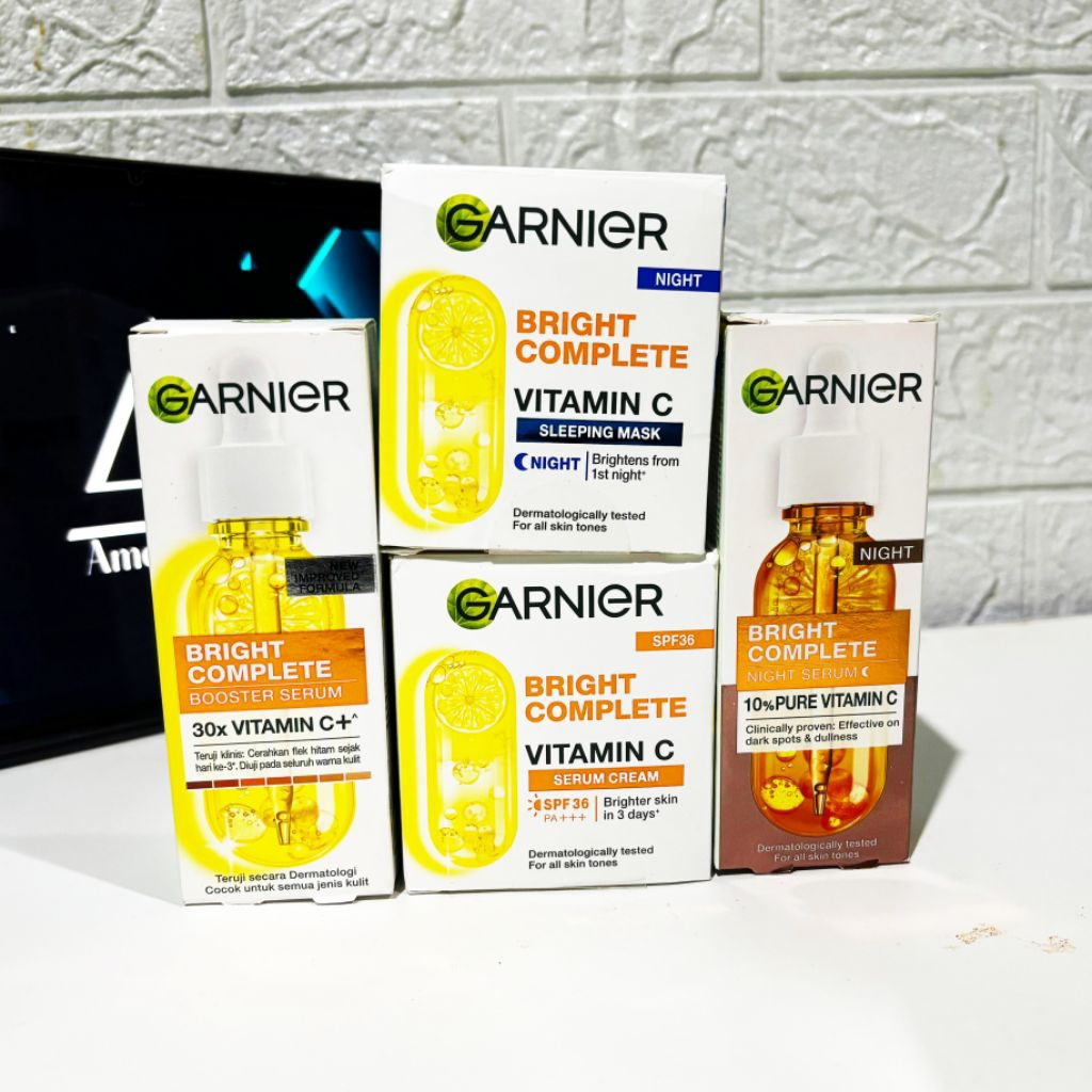 (Paket Hemat) Garnier Bright Complete Serum + Cream 50ml Siang Malam