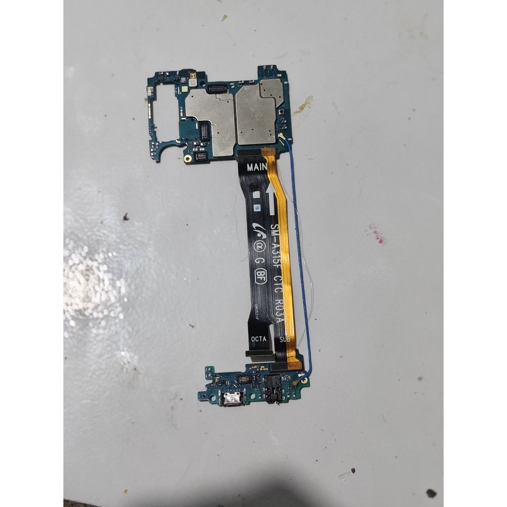 Mesin samsung a31 ram 8/128 hidup minus ( baca deskripsi )