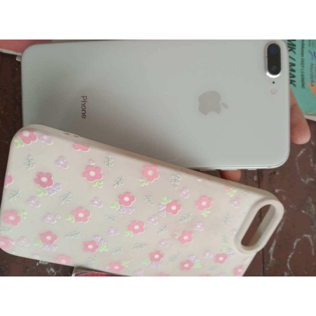 iPhone 8 plus