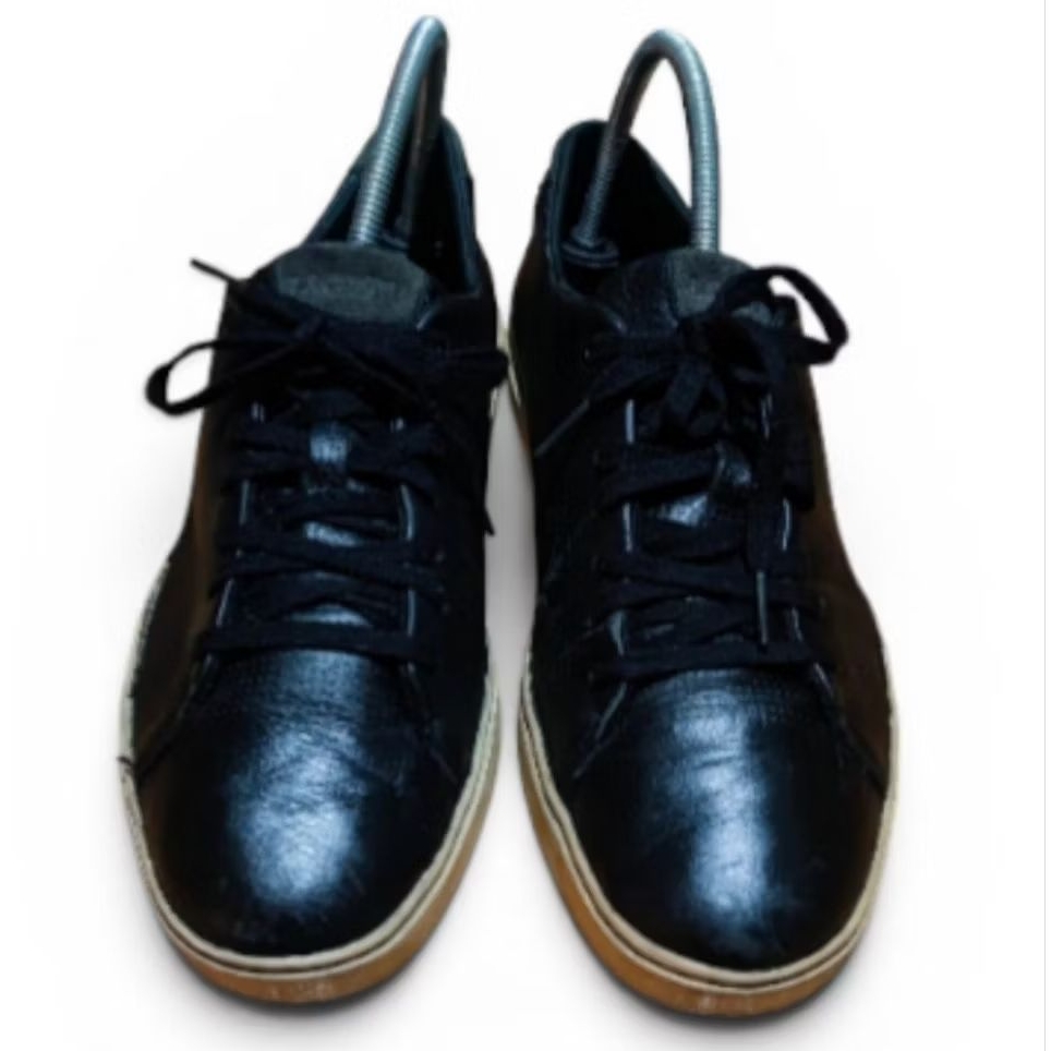 Sepatu Casual Lacoste Kulit Asli Lembut Sangat Bagus