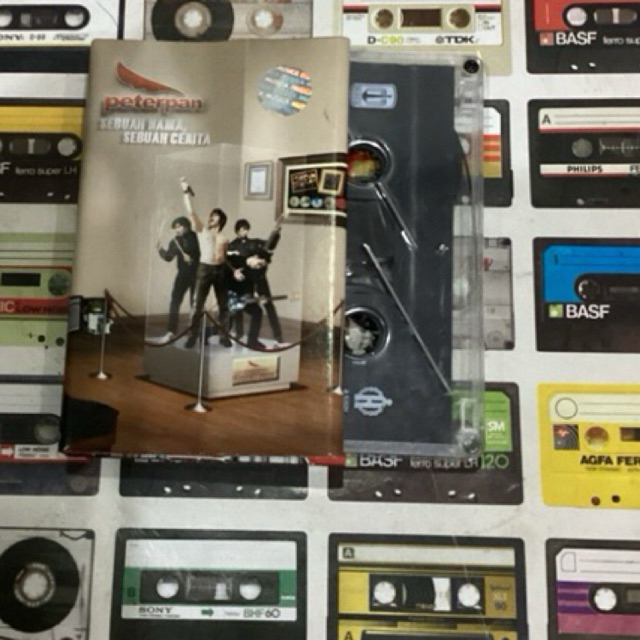 kaset pita sebuah nama sebuah cerita peterpan